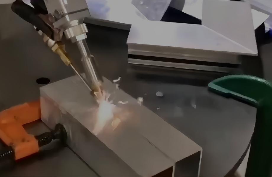 Video page of laser welding robot
