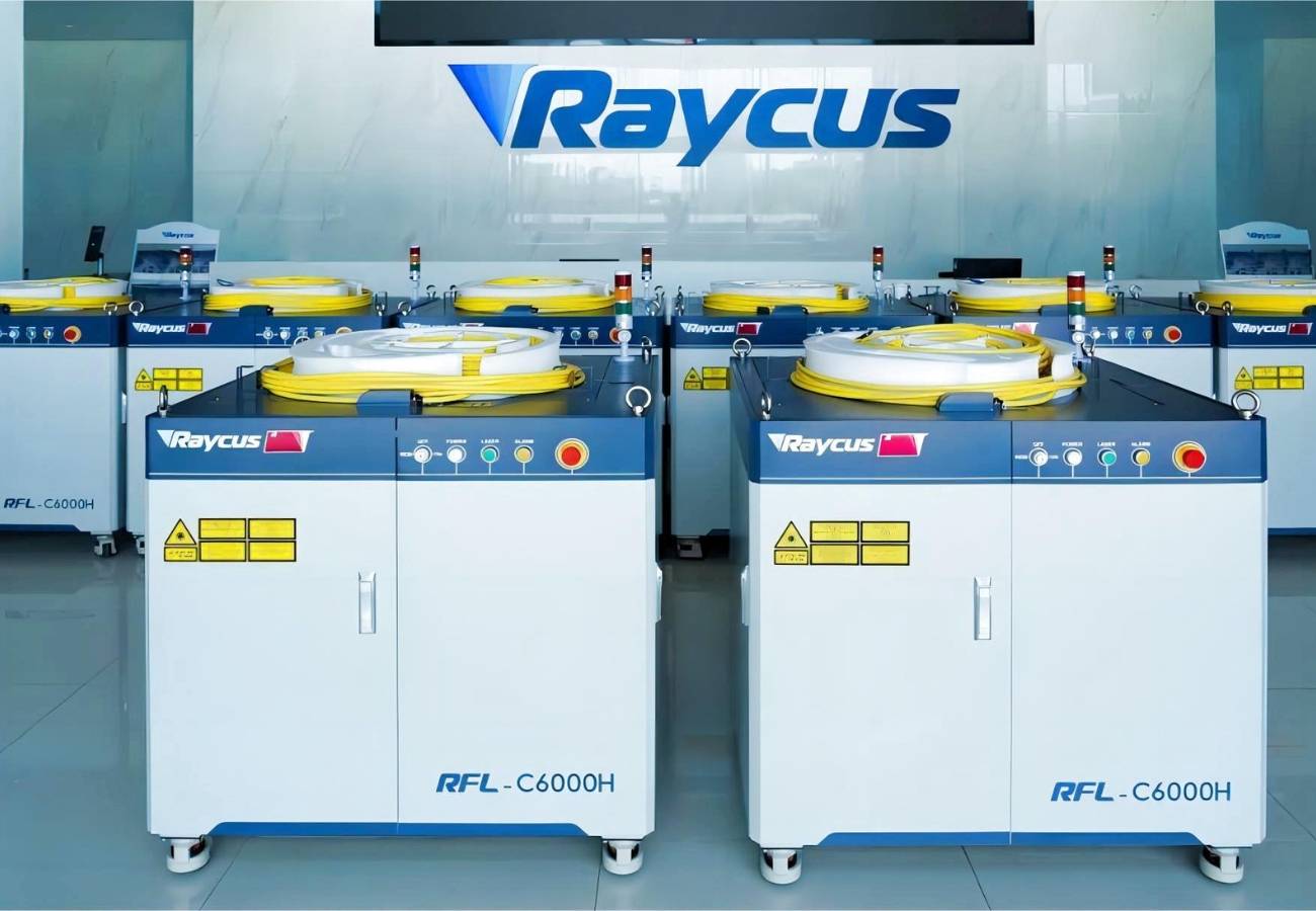 Raycu laser source
